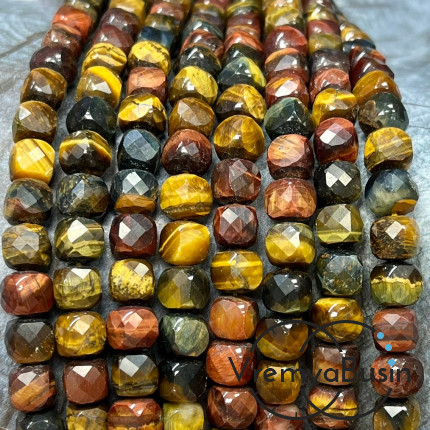 Соколино-тигрово-бычий глаз, кубик ок. 7.5 мм с микроогранкой ювелирн.качества (1/2 нити, ок. 25 шт.)