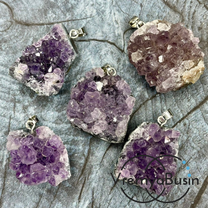 Аметист, друза с кристаллами, ок. 20 мм, кулон из камня в асс. (1 шт.)