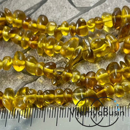 Крошка каменная. Флюорит желтый (нить ок. 80 см.)