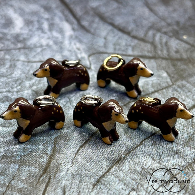 Подвески  из латуни с эмалью "Такса", 20х13х5 мм (1 шт.)