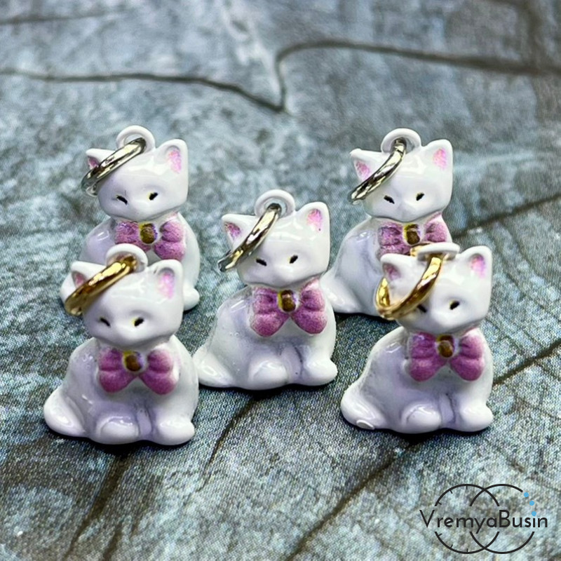 Подвески  из латуни с эмалью "Котик", 15х11х8 мм (1 шт.)