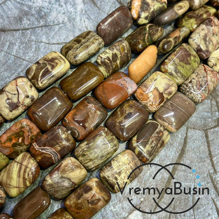 Яшма, прямоугольник плоский 13х18 мм (1/2 нити, ок. 10 шт.)