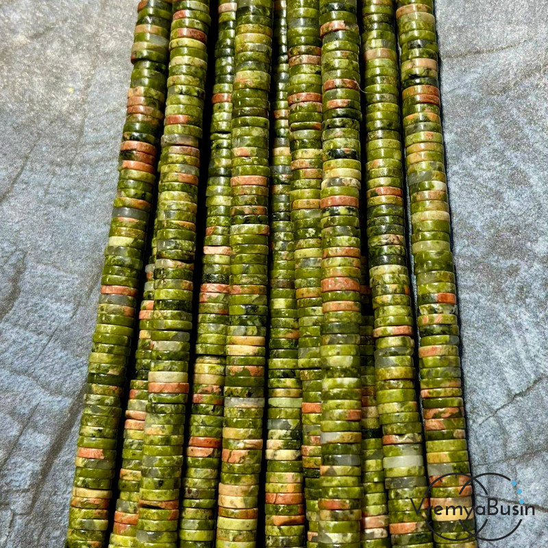 Унакит, плоские гладкие шайбы, 6х2 мм (1/2 нити, ок. 100 шт.)