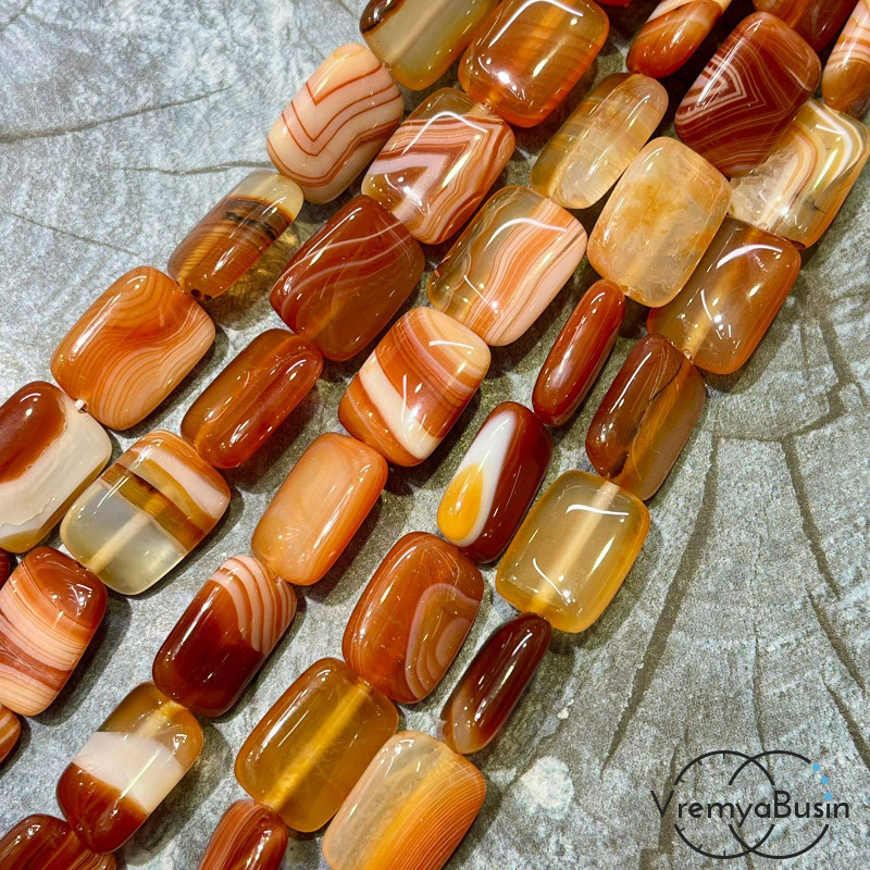 Агат тонированный, прямоугольник плоский 13х18 мм (1/2 нити, ок. 11 шт.)