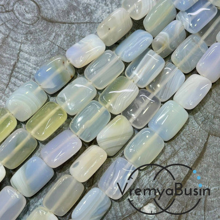 Агат тонированный, прямоугольник плоский 13х18 мм (1/2 нити, ок. 11 шт.)