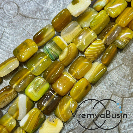 Агат тонированный, прямоугольник плоский 13х18 мм (1/2 нити, ок. 11 шт.)