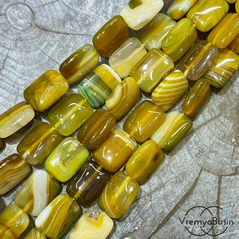 Агат тонированный, прямоугольник плоский 13х18 мм (1/2 нити, ок. 11 шт.)