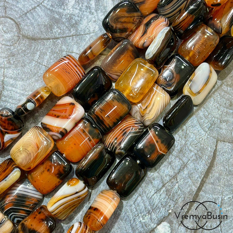 Агат тонированный, прямоугольник плоский 13х18 мм (1/2 нити, ок. 11 шт.)