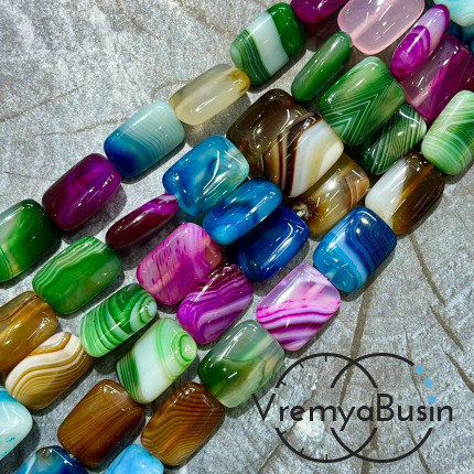 Агат тонированный, прямоугольник плоский 13х18 мм (1/2 нити, ок. 11 шт.)