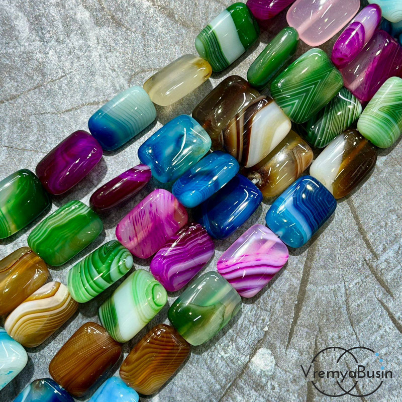 Агат тонированный, прямоугольник плоский 13х18 мм (1/2 нити, ок. 11 шт.)