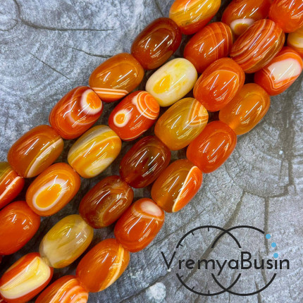 Агат тонированный, гладкий бочонок 13х18 мм (1/2 нити, ок. 11 шт.)