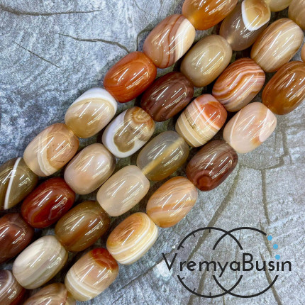 Агат тонированный, гладкий бочонок 13х18 мм (1/2 нити, ок. 11 шт.)