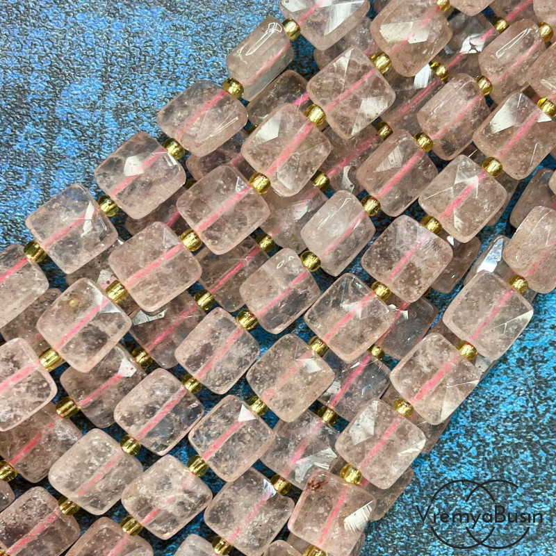 Клубничный кварц, бусины граненые плоские кубики, ок. 10х10х5 мм (нить, ок. 30 шт.)