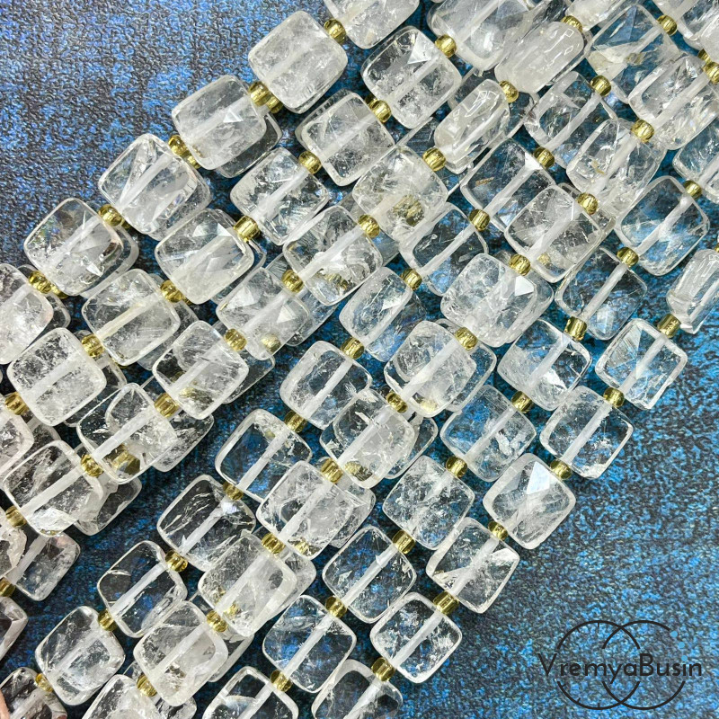 Горный хрусталь, бусины граненые плоские кубики, ок. 10х10х5 мм (нить, ок. 30 шт.)