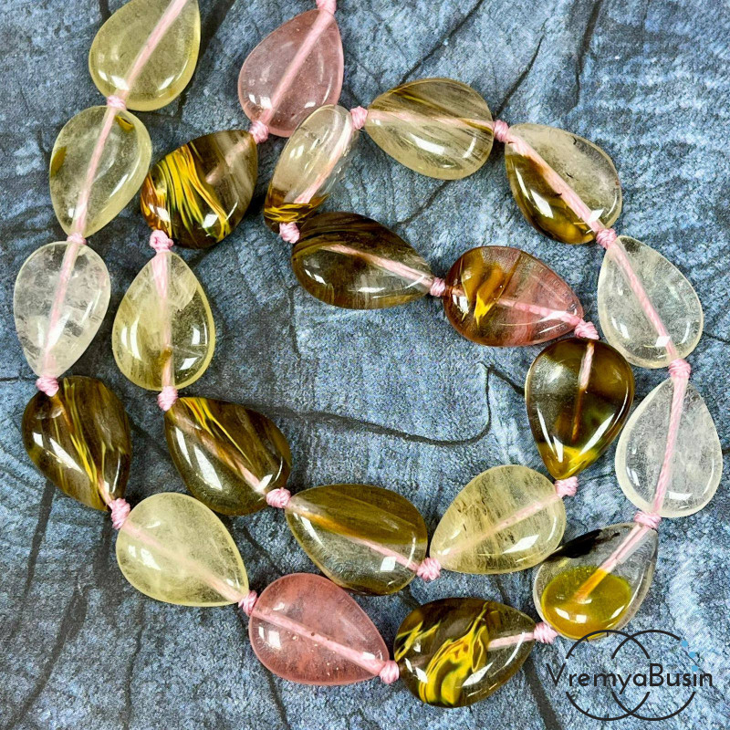 Халцедон, капля плоская 13х18 мм (1/2 нити, ок. 11 шт.)