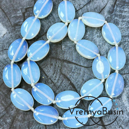Опалит, лунный камень имит., овал плоский 13х18мм (1/2 нити, ок. 11 шт.)