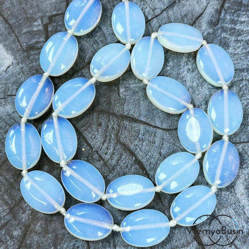 Опалит, лунный камень имит., овал плоский 13х18мм (1/2 нити, ок. 11 шт.)