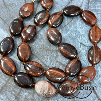 Бычий глаз, овал плоский 13х18мм (1/2 нити, ок. 11 шт.)