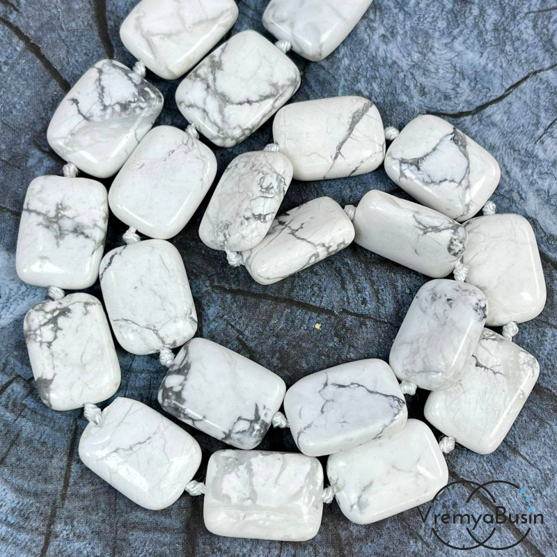 Кахолонг, прямоугольник плоский 13х18 мм (1/2 нити, ок. 10 шт.)