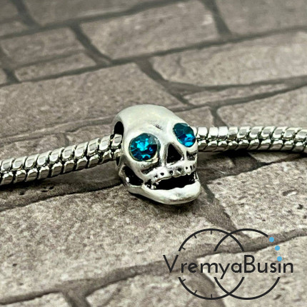 Бусина металлическая со стразами, череп 9х14х8 мм, цв. бирюзовый (1 шт.)