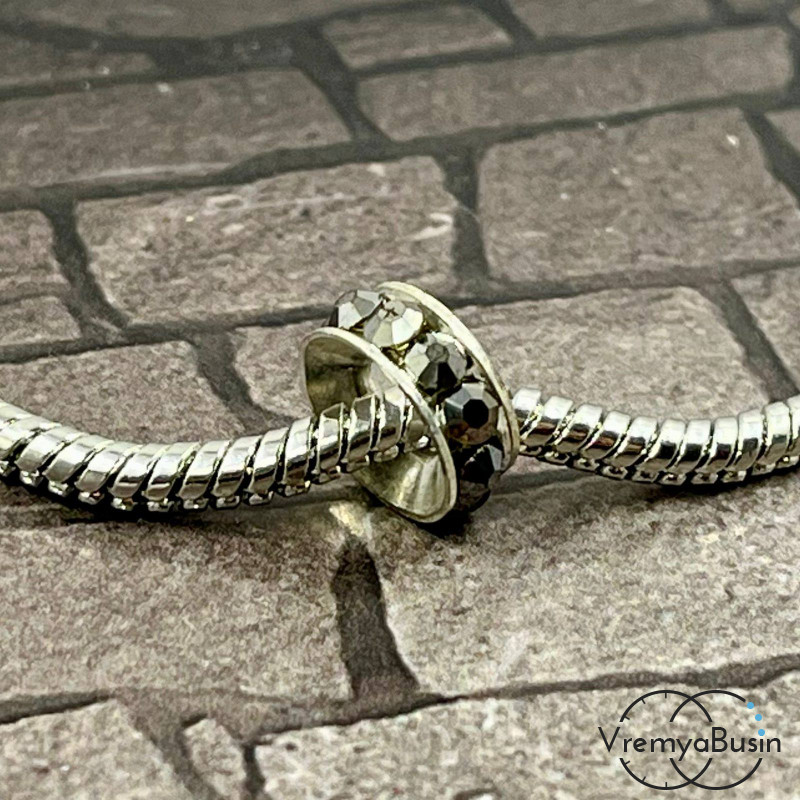 Бусина металлическая со стразами, кольцо 10х4 мм, цв. серебро (1 шт.)