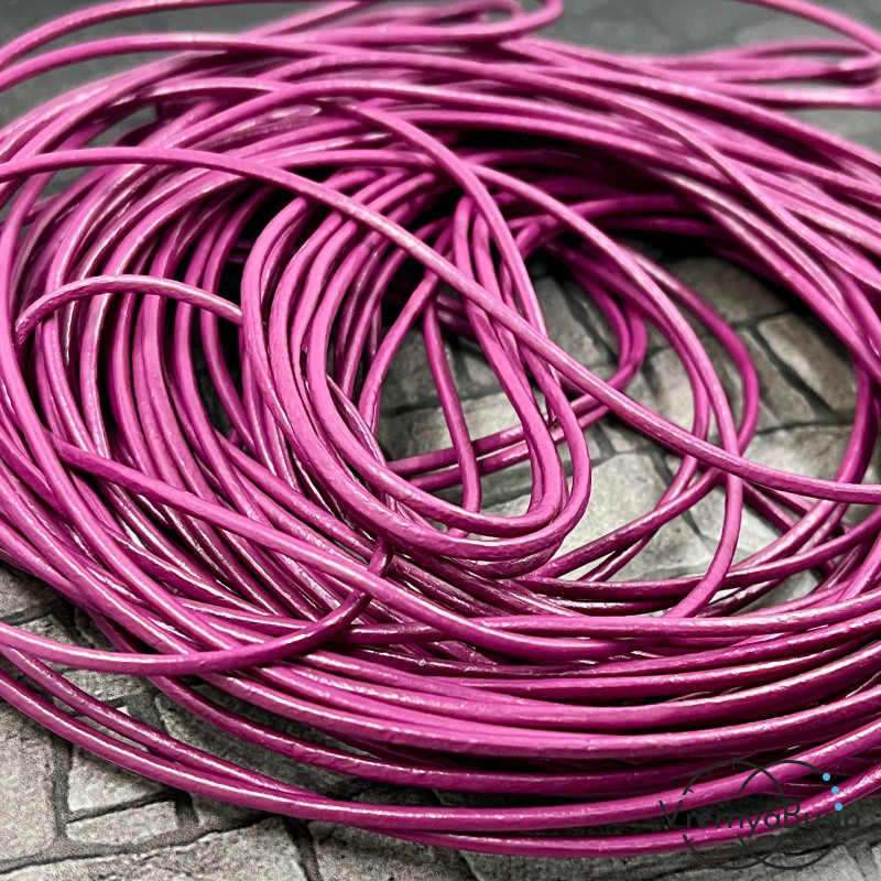 Шнур кожаный цветной 2 мм, СВЕКОЛЬНЫЙ (1 м)