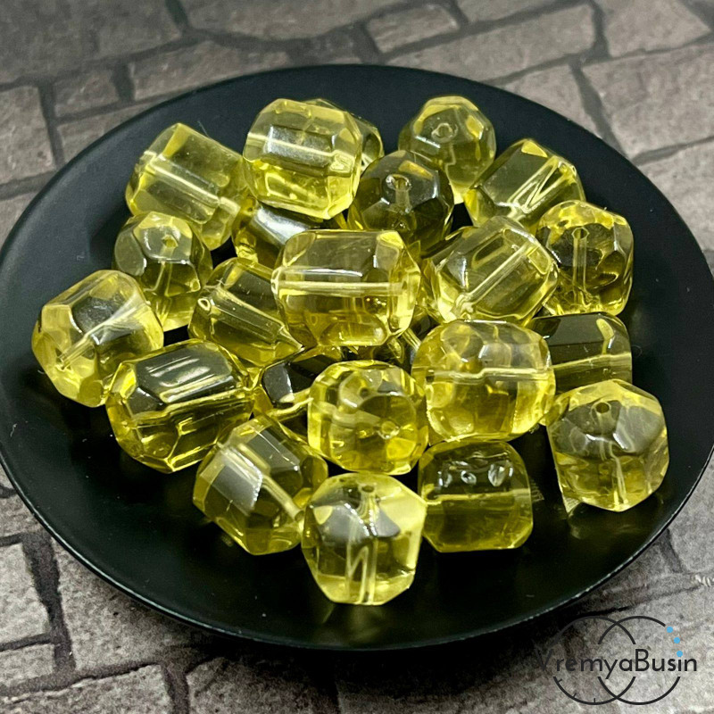 Лимонный кварц, галтовка кубик со свободной огранкой ок. 8х10 мм (1 шт.)