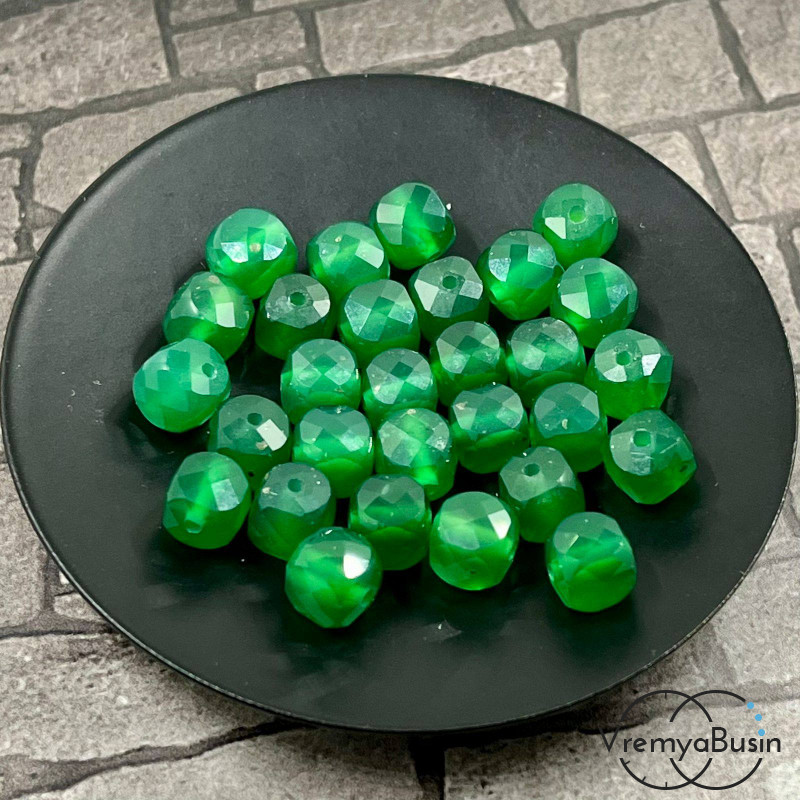 Хризопраз, кубик ок. 7 мм с микроогранкой ювелирн.качества (1 шт.)