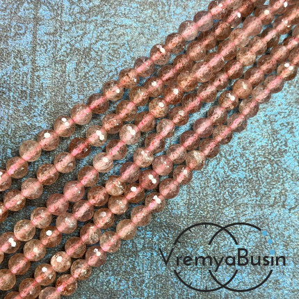 Кварц клубничный, шарик граненый 6 мм  (1/2 нити, ок. 32 шт.)