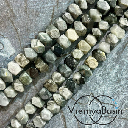 Кошачий глаз натур., бусины свободной огранки ок. 15х18 мм (нить, ок. 50 шт.)