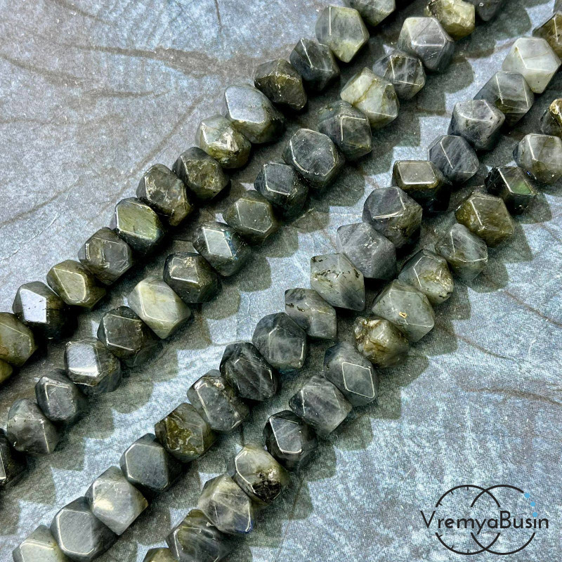 Лабрадор, бусины свободной огранки ок. 15х18 мм (нить, ок. 50 шт.)