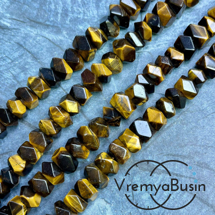 Тигровый глаз, бусины свободной огранки ок. 15х18 мм (нить, ок. 50 шт.)