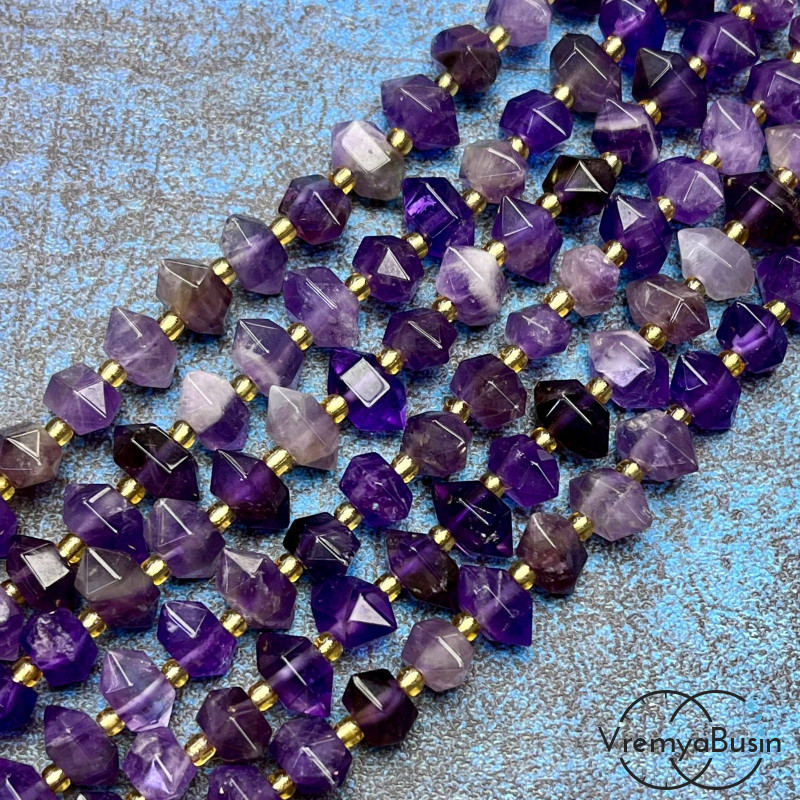 Аметист, бусины с огранкой кристалл, ок. 12х6х6 мм (1/2 нити, ок. 22 шт.)