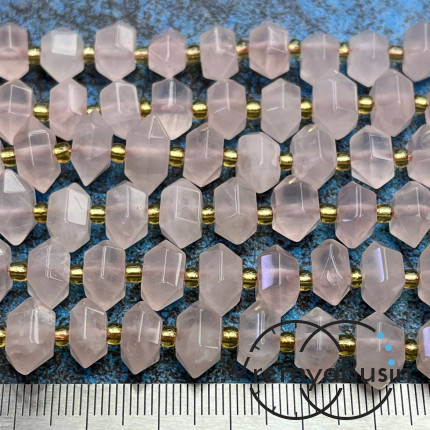 Розовый кварц, бусины с огранкой кристалл, ок. 12х6х6 мм (1/2 нити, ок. 22 шт.)