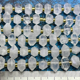 Горный хрусталь, бусины с огранкой кристалл, ок. 12х6х6 мм (1/2 нити, ок. 22 шт.)