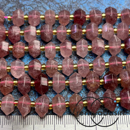 Клубничный кварц, бусины с огранкой кристалл, ок. 12х6х6 мм (1/2 нити, ок. 22 шт.)