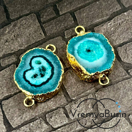 Коннектор из жеоды агата в металле под золото, ок. 20х25 мм, цв. морской волны (1 шт.)