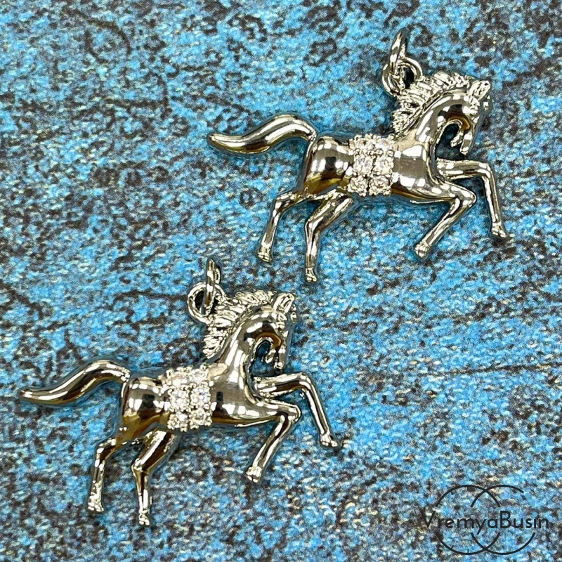 Подвеска "Лошадь", 25х20 мм, из латуни с родиевым покрытием и фианитами (1 шт.)
