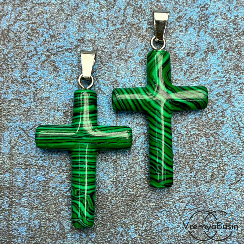 Малахит имит. Подвеска из камня "Крест", ок. 40х28х7 мм (1 шт.)
