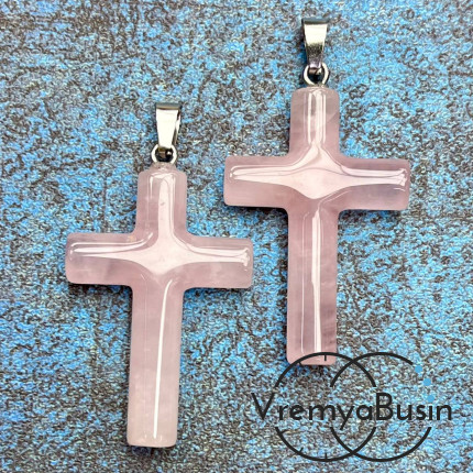 Розовый кварц. Подвеска из камня "Крест", ок. 40х28х7 мм (1 шт.)
