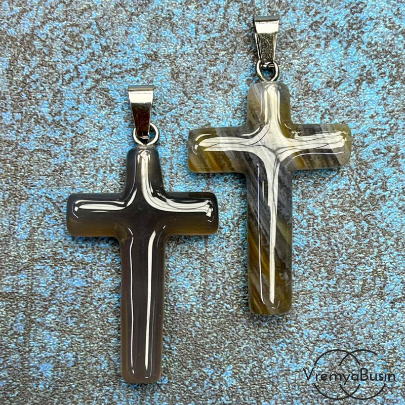 Агат серый. Подвеска из камня "Крест", ок. 40х28х7 мм (1 шт.)