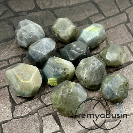 Лабрадор, бусины свободной огранки ок. 13х15 мм (1 шт.)