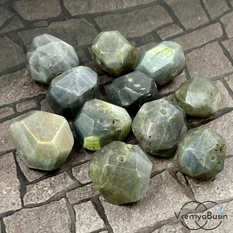 Лабрадор, бусины свободной огранки ок. 13х15 мм (1 шт.)