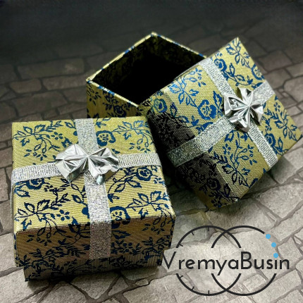 Коробочка подарочная с рисунком, 6х6х4 см, цв.    синий     (1 шт.)