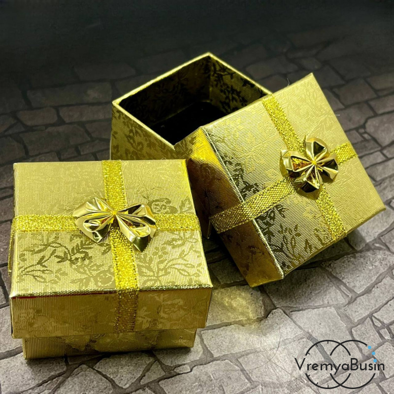 Коробочка подарочная с рисунком, 6х6х4 см, цв.     золотой    (1 шт.)
