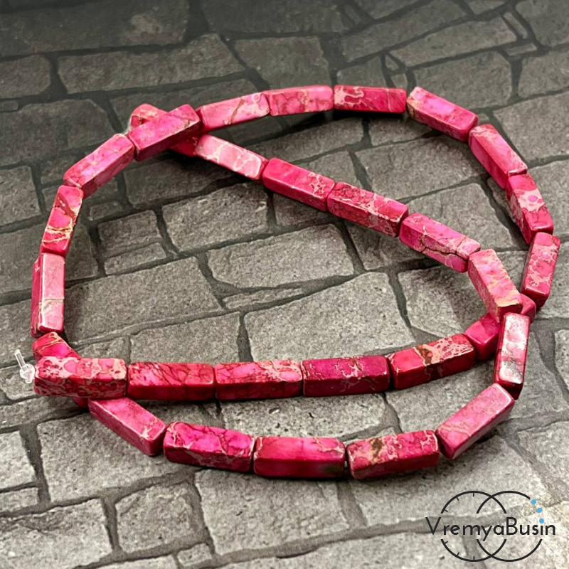 Варисцит, трубочка гладкая прямоугольная, 13х4 мм, цв. малиновый (нить, ок. 30 шт.)