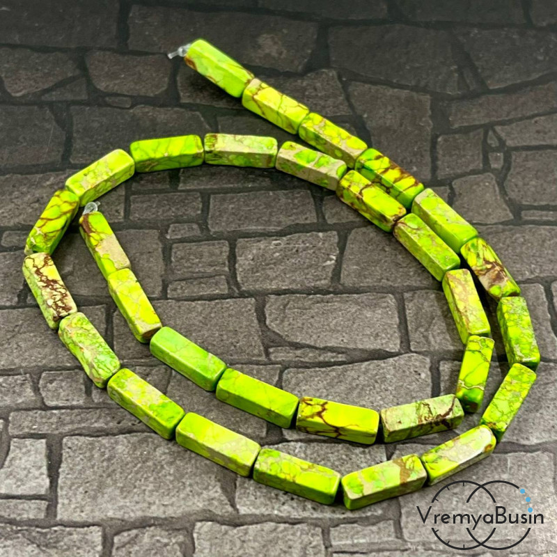 Варисцит, трубочка гладкая прямоугольная, 13х4 мм, цв. салатовый  (нить, ок. 30 шт.)