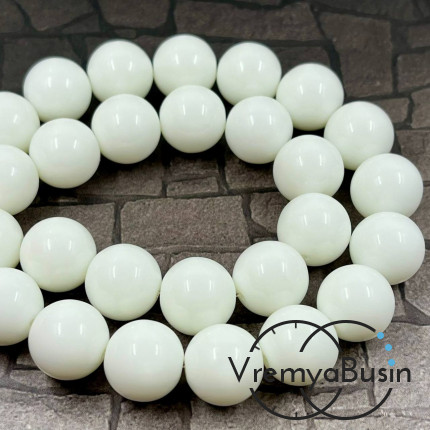 Агат белый имит., гладкий шарик, 14 мм (нить, ок. 28 шт.)