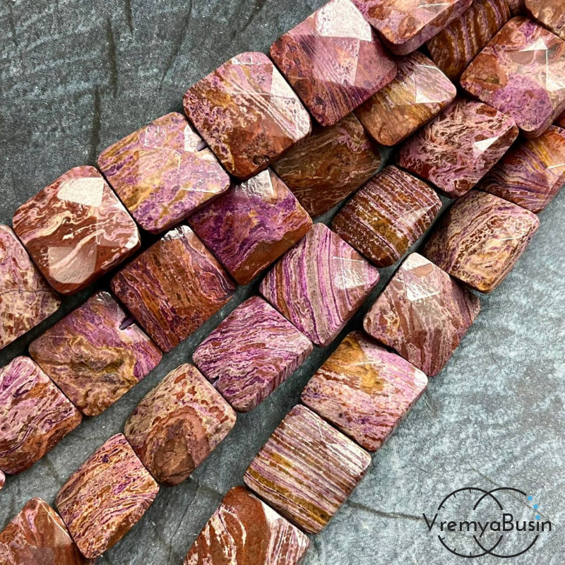 Яшма тонир., плоские граненые квадратики, ок. 16х16х5       мм (нить, ок. 24 шт.)