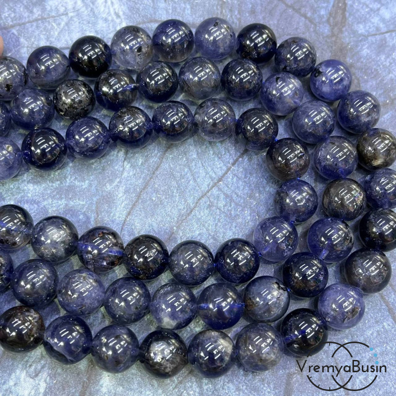 Иолит натур., шарик гладкий 10 мм (1/2 нити, ок. 19 шт.)